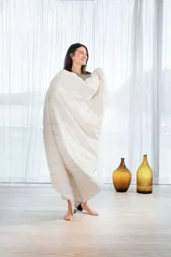 Cura Of Sweden Pearl Double Down 12 Kg Painohuopa 150x210 Cm, Valkoinen -halpa Tyynyt & Peitot kauppa cura of sweden pearl double down painohuopa 150x210 cm valkoinen 15